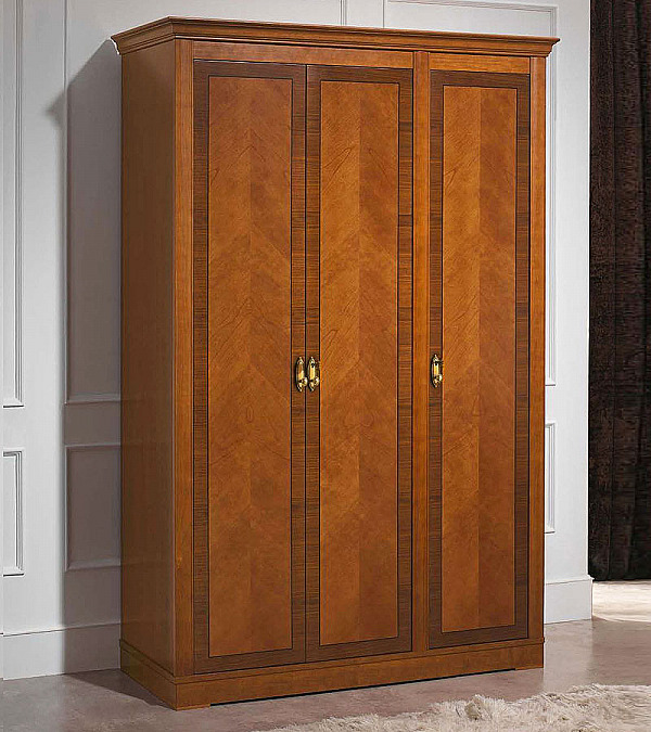 Шкаф 3-х дверный Panamar 875.003 цвет вишня Шкаф 3-х дверный Panamar 875.003 цвет вишня