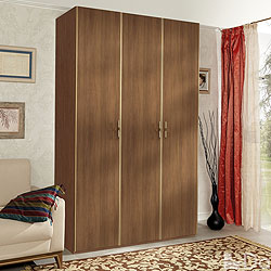 шкаф 3-х дверный Palmari P3620 с молдингами цвет 3 орех